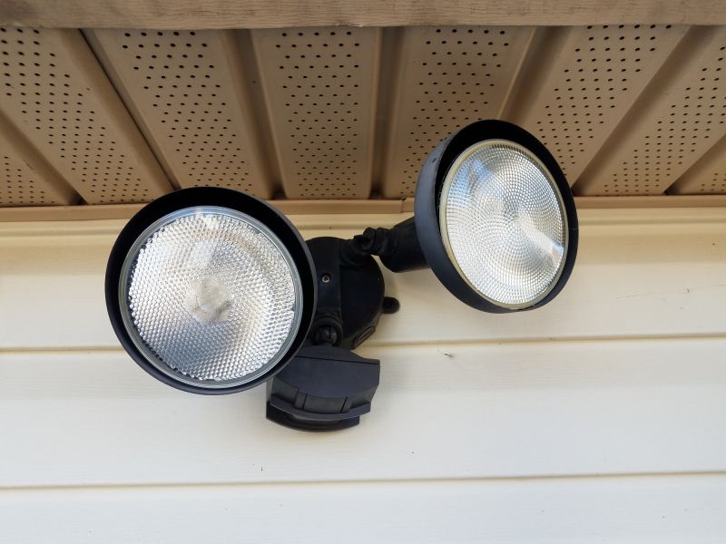 Fence Lighting Installation in Pasadena, CA